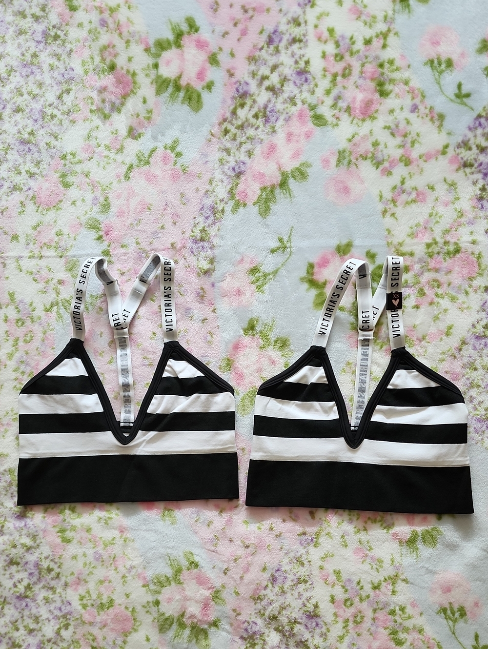 NWT Victoria's Secret Sexy Black and White Striped V-Neck Bralette XS XP